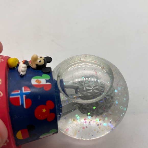 Disney WDW Parks Epcot Mickey Mouse Countries Mini Collectible Water Snow Globe - Picture 9 of 11